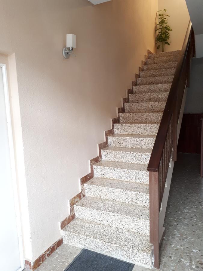 Hostal Oklahoma Reus Ngoại thất bức ảnh