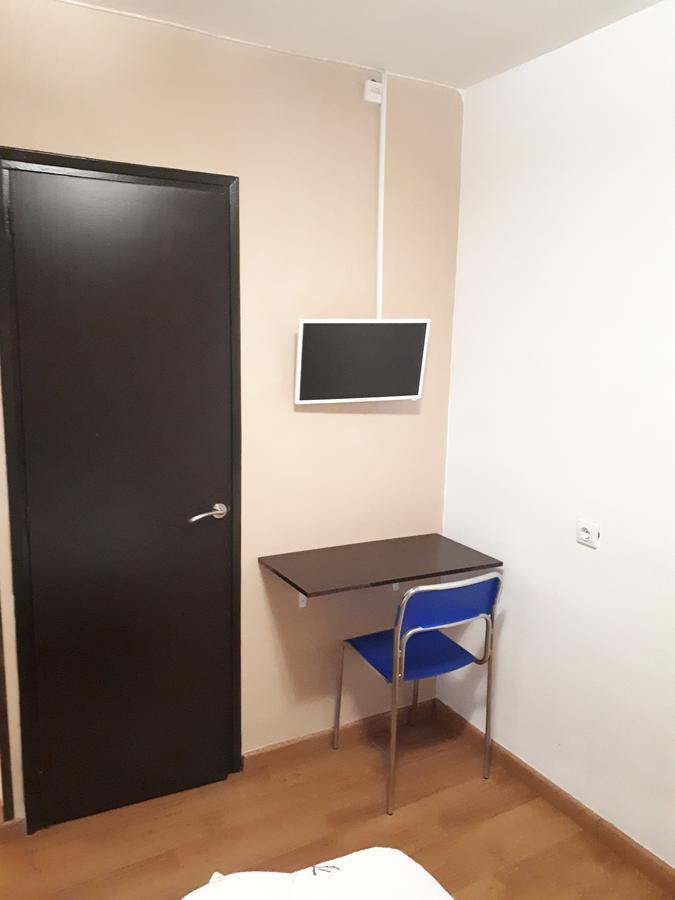Hostal Oklahoma Reus Ngoại thất bức ảnh