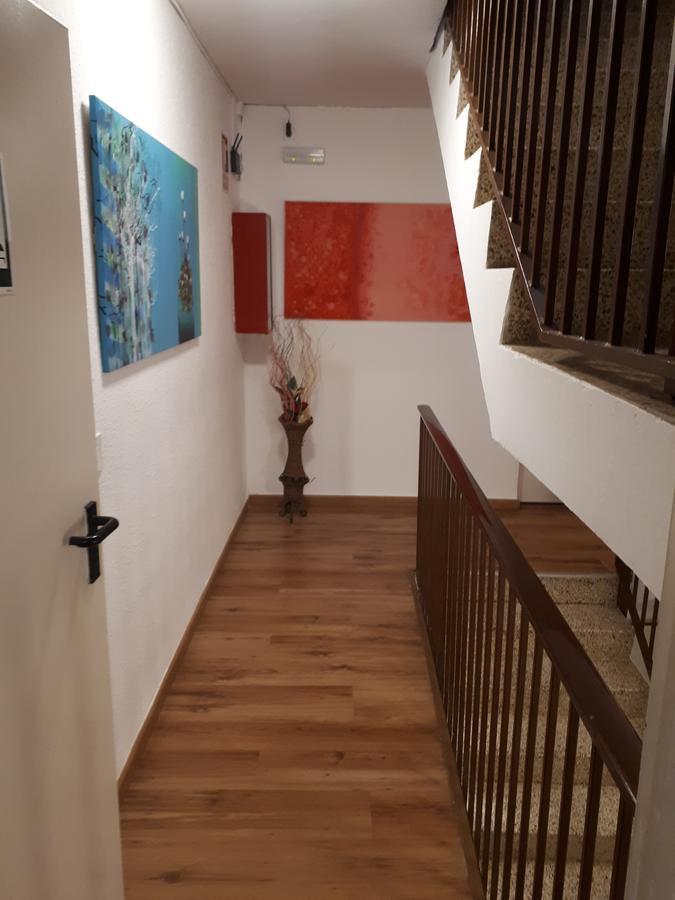 Hostal Oklahoma Reus Ngoại thất bức ảnh