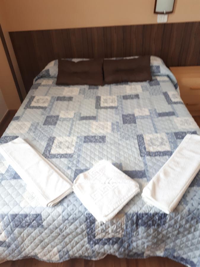 Hostal Oklahoma Reus Ngoại thất bức ảnh