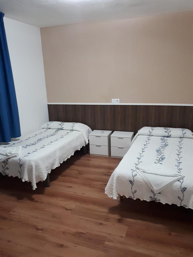 Hostal Oklahoma Reus Ngoại thất bức ảnh